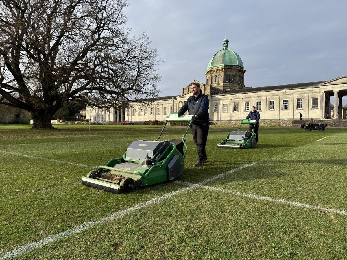 Fusion Media tweet media