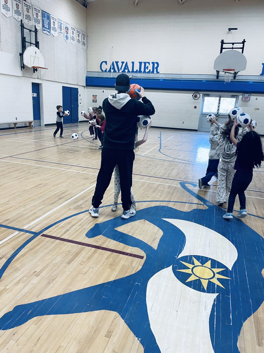 MrsPayneinPhysEd she/her tweet media