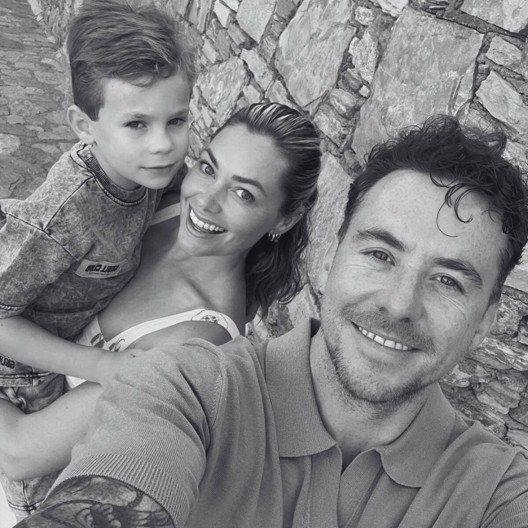 itsDannyJones's tweet image. We are so beyond proud of you. Keep being you 💙

Votes reset every evening and you get 5 free votes each day! Let’s use them to keep our Bolton boy in! ⭐️⭐️⭐️⭐️⭐️ @imacelebrity #ImACeleb