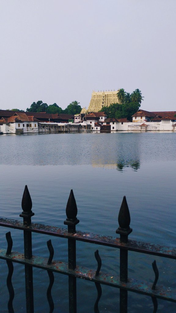 JasirNh's tweet photo. Sree Padmanabhaswamy Temple💫
#Padmanabhan 
#Thiruvananthapuram https://t.co/zUdL6enT5C