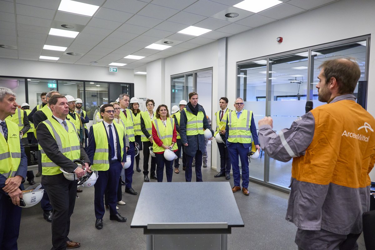 Thomas de Béthune tweet media