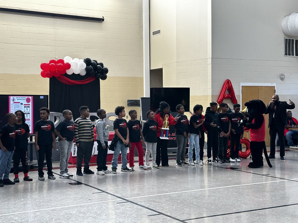 drmysavage's tweet photo. 1st Place in Kickball, 2nd Place- Let’s Move, and #myON reading award winners @BhamCitySchools #PrincetonAlternativeElementarySchool #SuccessStartsHere https://t.co/9w6dXHYA4y