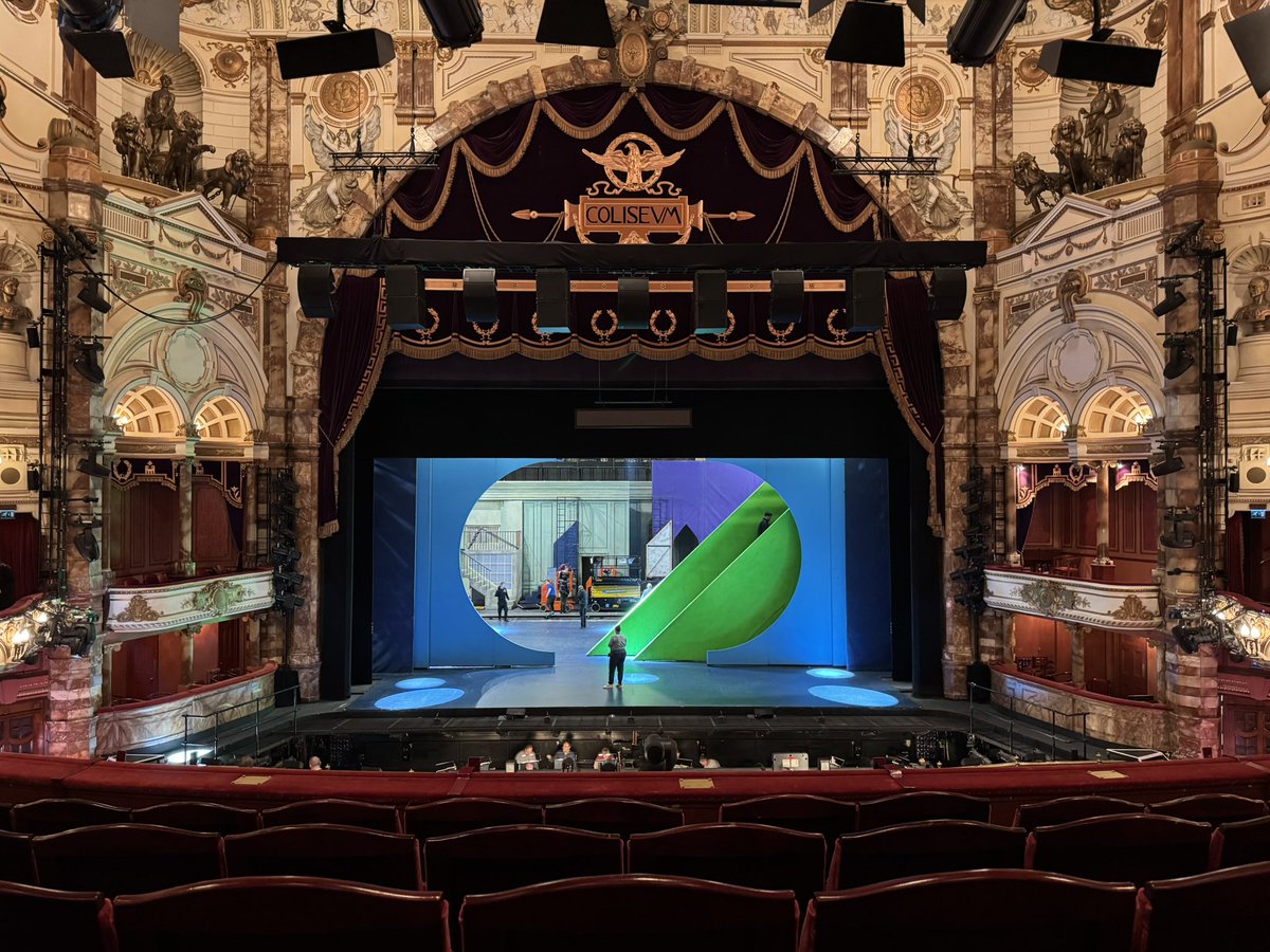 vicwellsassoc's tweet photo. It was amazing to watch the dress rehearsal of Gilbert &amp; Sullivan , “The Pirates of Penzance” at @E_N_O directed by Sarah Tipple and conducted by Natalie Murray Beale

#VicWells #LilianBaylis #VWA #Shakespeare #NickolasGrace

@enointeractive @vicwellsassoc 
📸 @DimitryKalinin https://t.co/1FV44IAkGK