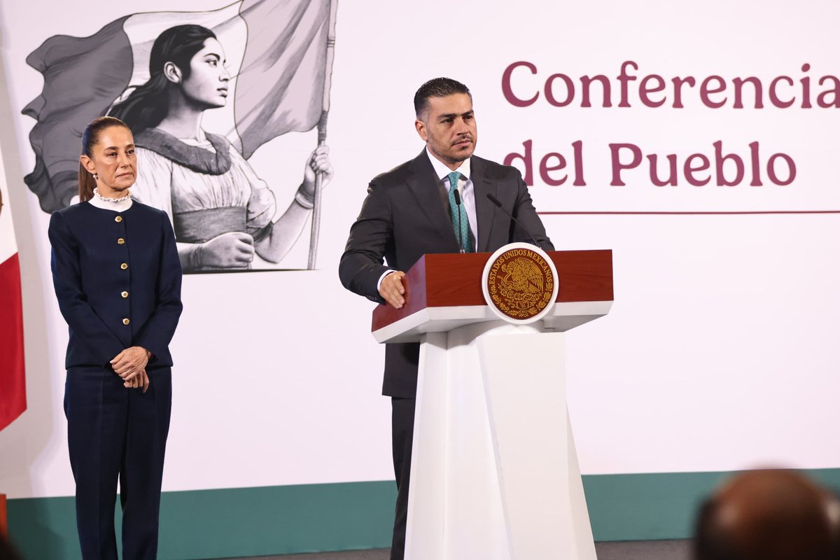 OHarfuch's tweet photo. Durante los primeros 60 días de Gobierno de la Presidenta @Claudiashein del 1 de octubre al 1 de diciembre fueron detenidas 5,333 personas por delitos de alto impacto, 57.9 toneladas de drogas fueron aseguradas y 43 laboratorios clandestinos fueron desmantelados, con estas acciones más de 50 millones de dosis no llegarán a las calles del país, también se decomisaron 2 mil 471 armas de fuego. 
Como instituciones del gabinete de seguridad, @SEDENAmx , @SEMAR_mx , @FGRMexico, @GN_MEXICO_ , @SSPCMexico privilegiamos los trabajos de investigación e inteligencia sobre el uso de la fuerza para convertir la información en productos operables, que nos permitan seguir avanzando.
