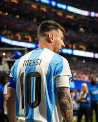 Cr7stianismo_'s tweet photo. 🚨HILO:

El increíble dato sobre los TÍTULOS de Cristiano Ronaldo y Lionel Messi que la prensa te quiere ocultar.

Si podéis compartir, por favor, os lo agradezco🙏 https://t.co/WqnQ6E5OY6