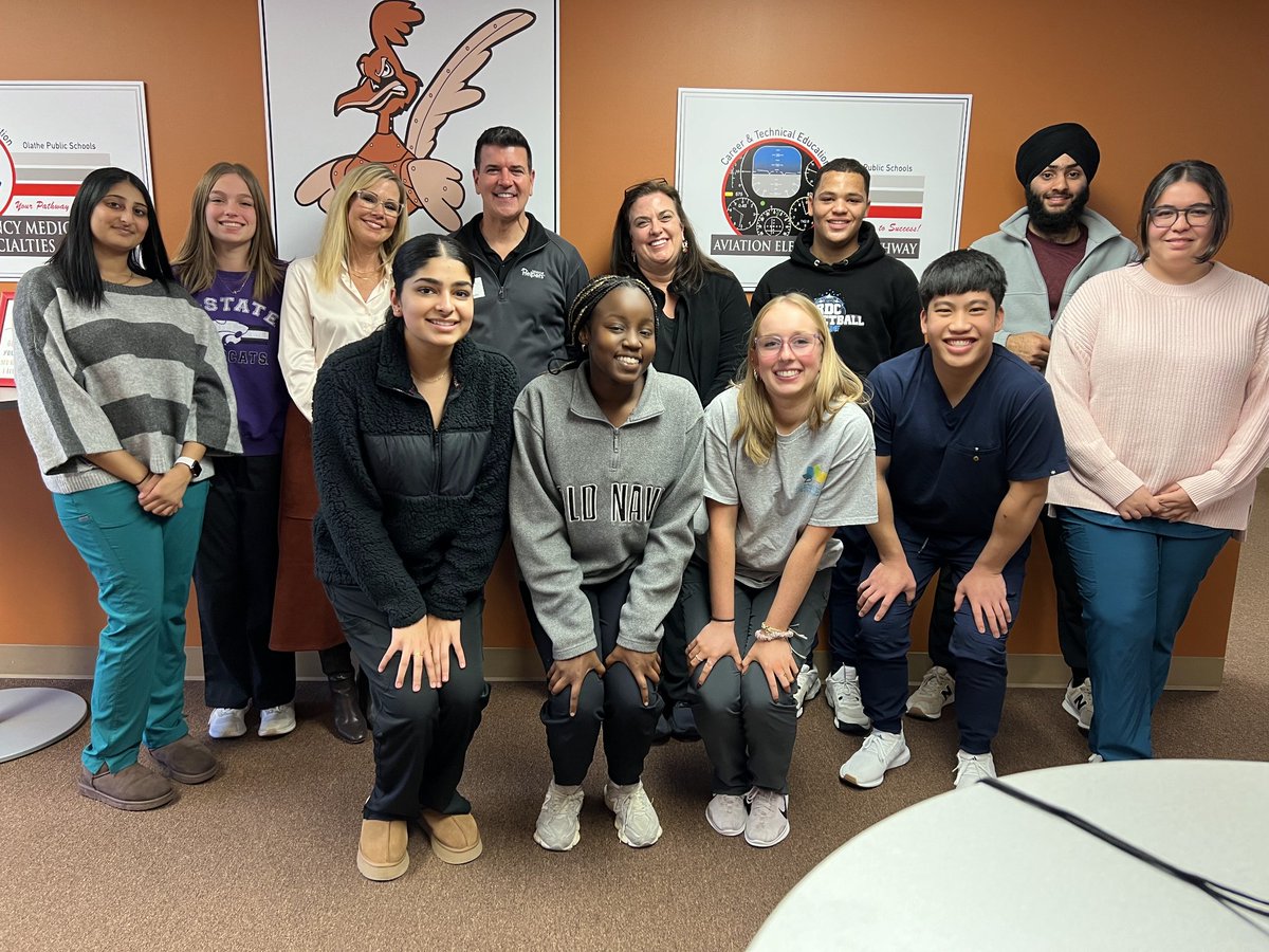 OATC CNA Roadrunners learned critical insight to those diagnosed with dementia.  This is an up-close, hands-on experience issues facing both the person with dementia and their caregivers. 
<a href="/OlathePathways/">Olathe Career Pathways</a> 
<a href="/olatheschools/">Olathe Public Schools</a> 
<a href="/seniorhelpers08/">Senior Helpers</a>