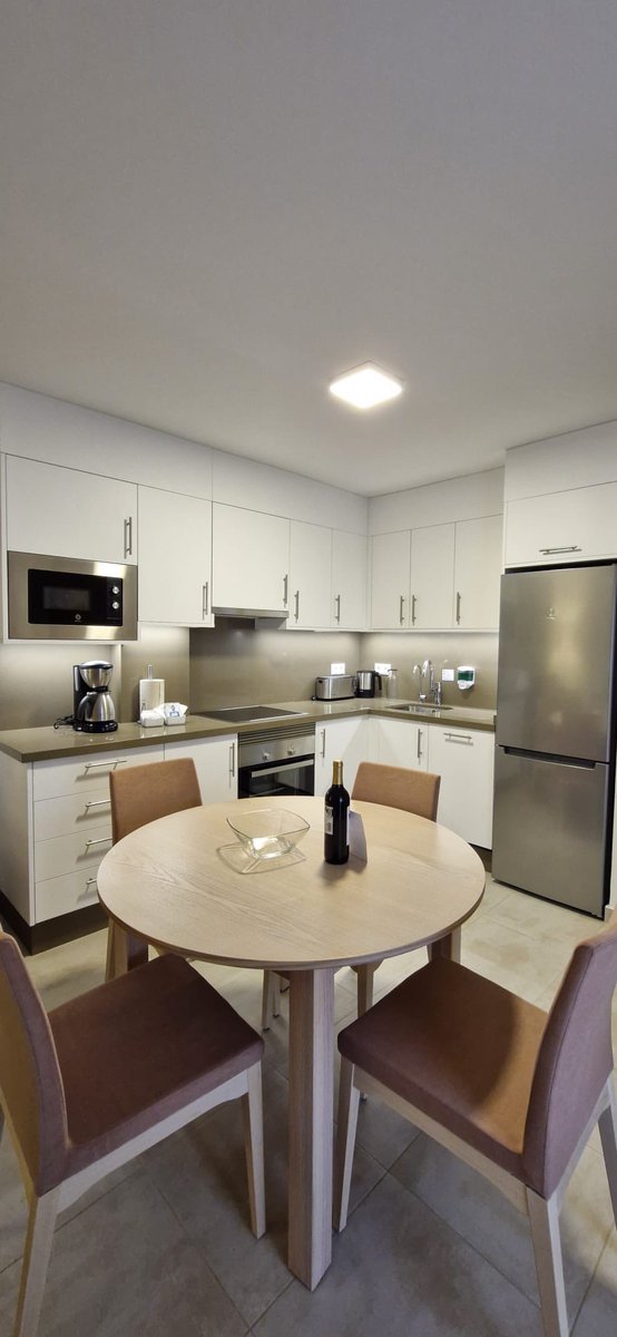 RadhaDadlani tweet media