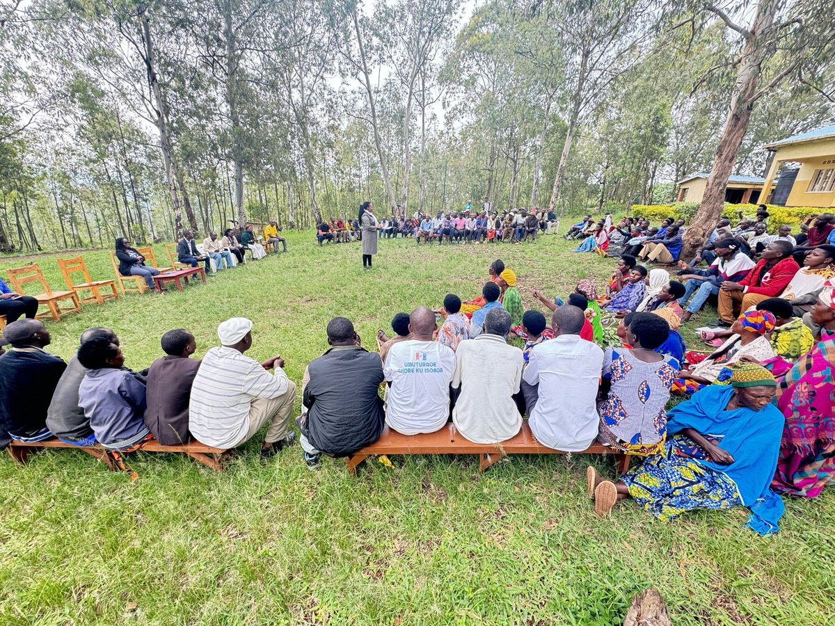 Uyu munsi, DG <a href="/UmutonAline/">UMUTONI Aline</a> yifatanyije n'abaturage b'Akagari ka Mbogo, Umurenge wa Kiziguro <a href="/GatsiboDistrict/">Gatsibo District</a> mu Nteko y'Abaturage.
Yabaganirije ku ngaruka z'ihohotera rishingiye ku gitsina  haba ku muryango no ku Gihugu, abasaba gufatanya bakarirwanya, bakubaka umuryango mwiza.