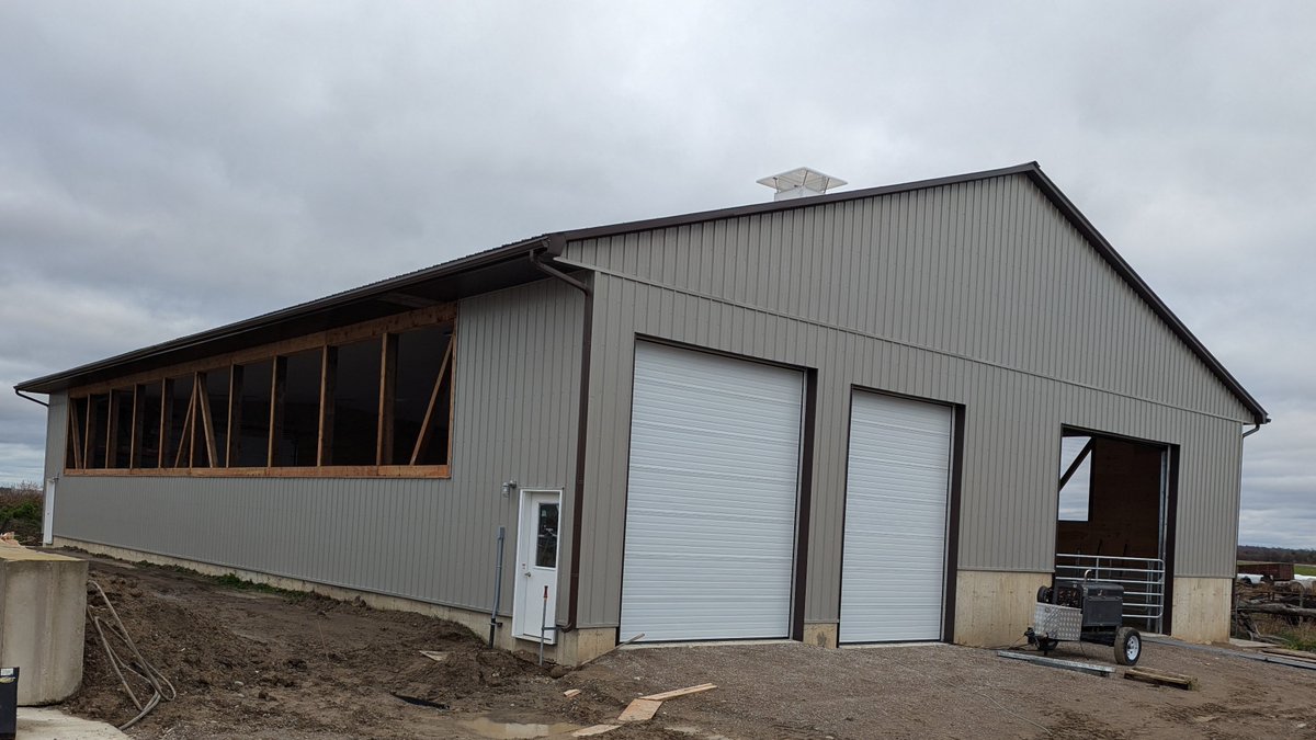 Final inspection completed on this new Beef Barn.  Congratulations to the Levesque family on their new facility!

#beefbarn #engineering #construction
