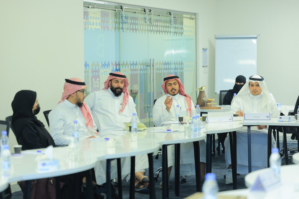 WathbahStudio's tweet photo. نواصل في برنامج #وثبه تمكين رواد الأعمال من خلال دعم مشاركتهم في العروض الاستثمارية، حيث أتيحت لهم الفرصة لاستعراض مشاريعهم المبتكرة أمام نخبة من المستثمرين، مما يعكس دور البرنامج في تعزيز ريادة الأعمال وتحقيق الطموحات. https://t.co/VLyL21iVDi