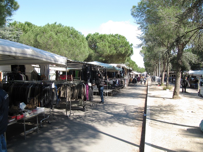 Mercatini di Monterusciello e Toiano: apertura di domenica prima di Natale e Capodanno pozzuoli21.it/mercatini-di-m… via <a href="/Pozzuoli/">Joe Irwin</a> 21