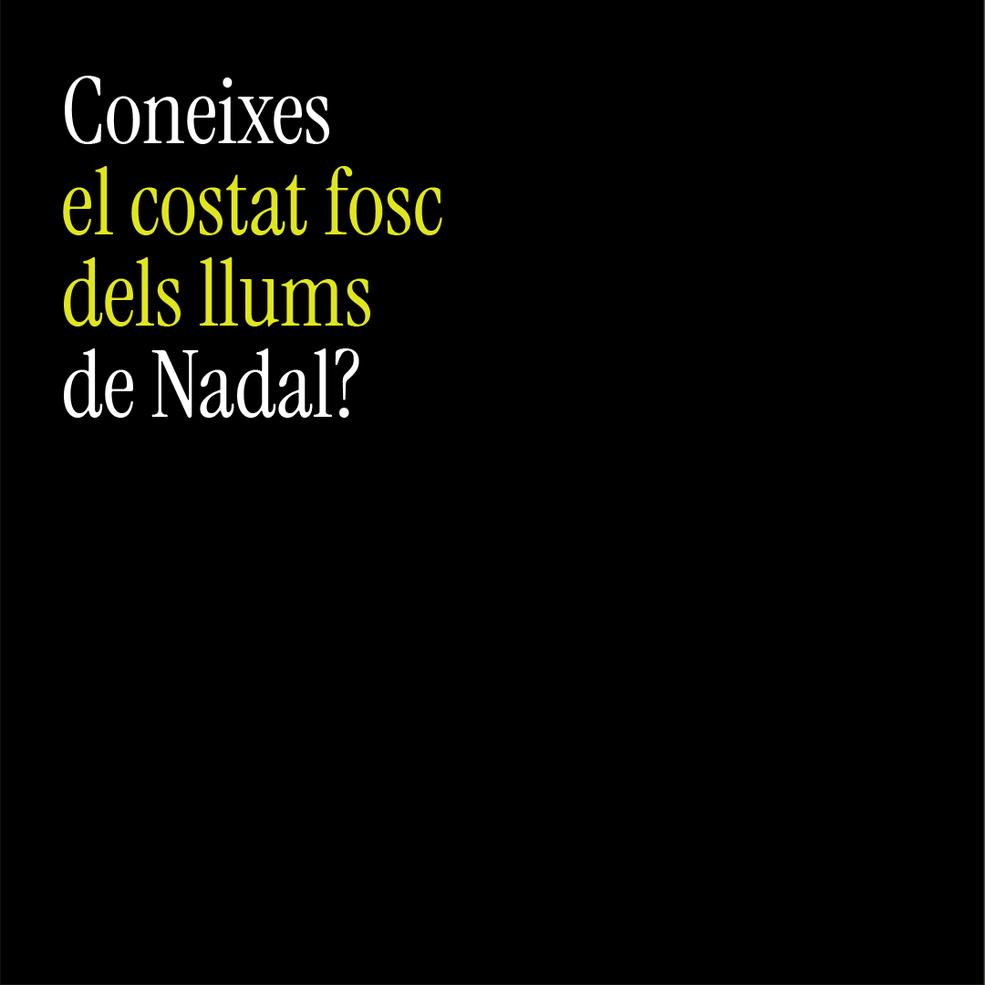 SomEnergia's tweet photo. 🌟 Milions de llumetes il·luminant les nits de #Nadal.
Preciós? Sí. Però, som conscients del seu impacte?
🤔 Més hores, més kilòmetres, més dies.
A #SomEnergia promovem un #ConsumResponsable: comencem per casa!
Tu, què opines? Llums SÍ o NO? 💡
#ConsumConscient https://t.co/PxJH64aWJ8