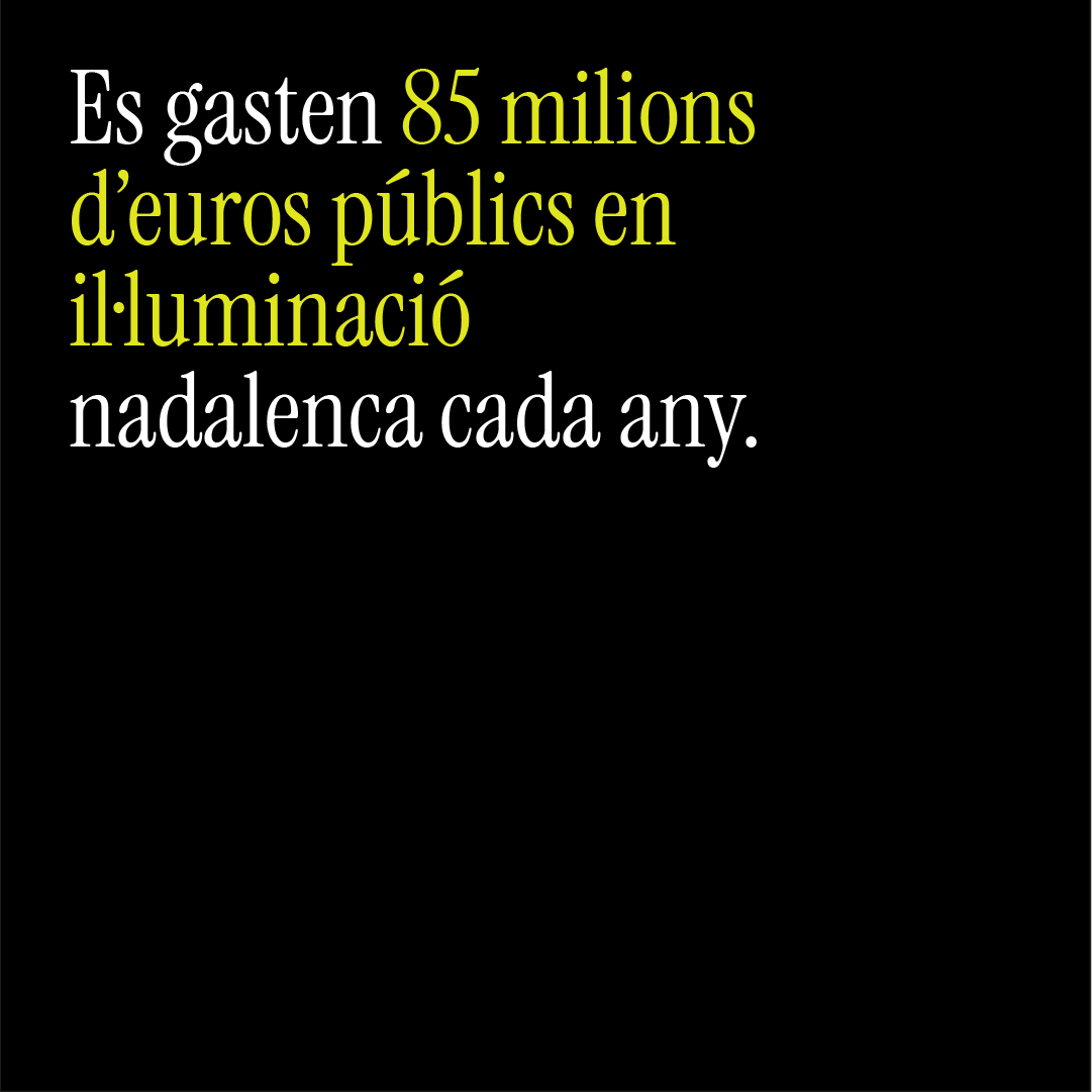 SomEnergia's tweet photo. 🌟 Milions de llumetes il·luminant les nits de #Nadal.
Preciós? Sí. Però, som conscients del seu impacte?
🤔 Més hores, més kilòmetres, més dies.
A #SomEnergia promovem un #ConsumResponsable: comencem per casa!
Tu, què opines? Llums SÍ o NO? 💡
#ConsumConscient https://t.co/PxJH64aWJ8