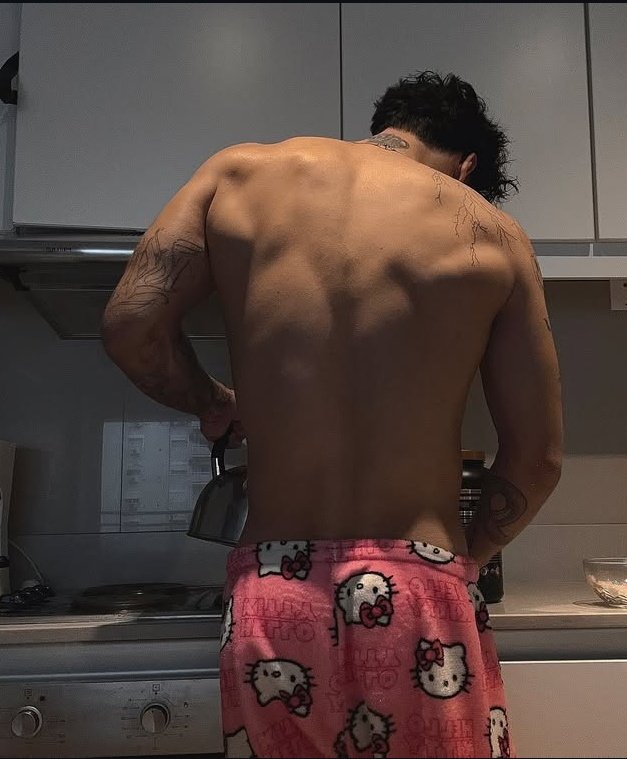 Avísame cuando sea viernes, yo mientras sigo tomando mates