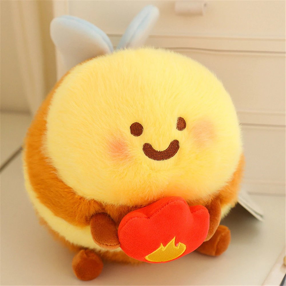 ShopeePromoShop's tweet image. 🐝✨ O brinquedo perfeito para trazer sorrisos!
Novas pelúcias Sha Bee de 20cm 🧸: supermacias, fofinhas e com design encantador. Seu pequeno vai amar esse amigo especial! 💛
💬 Comente "QUERO O LINK" e saiba onde encontrar! 👇