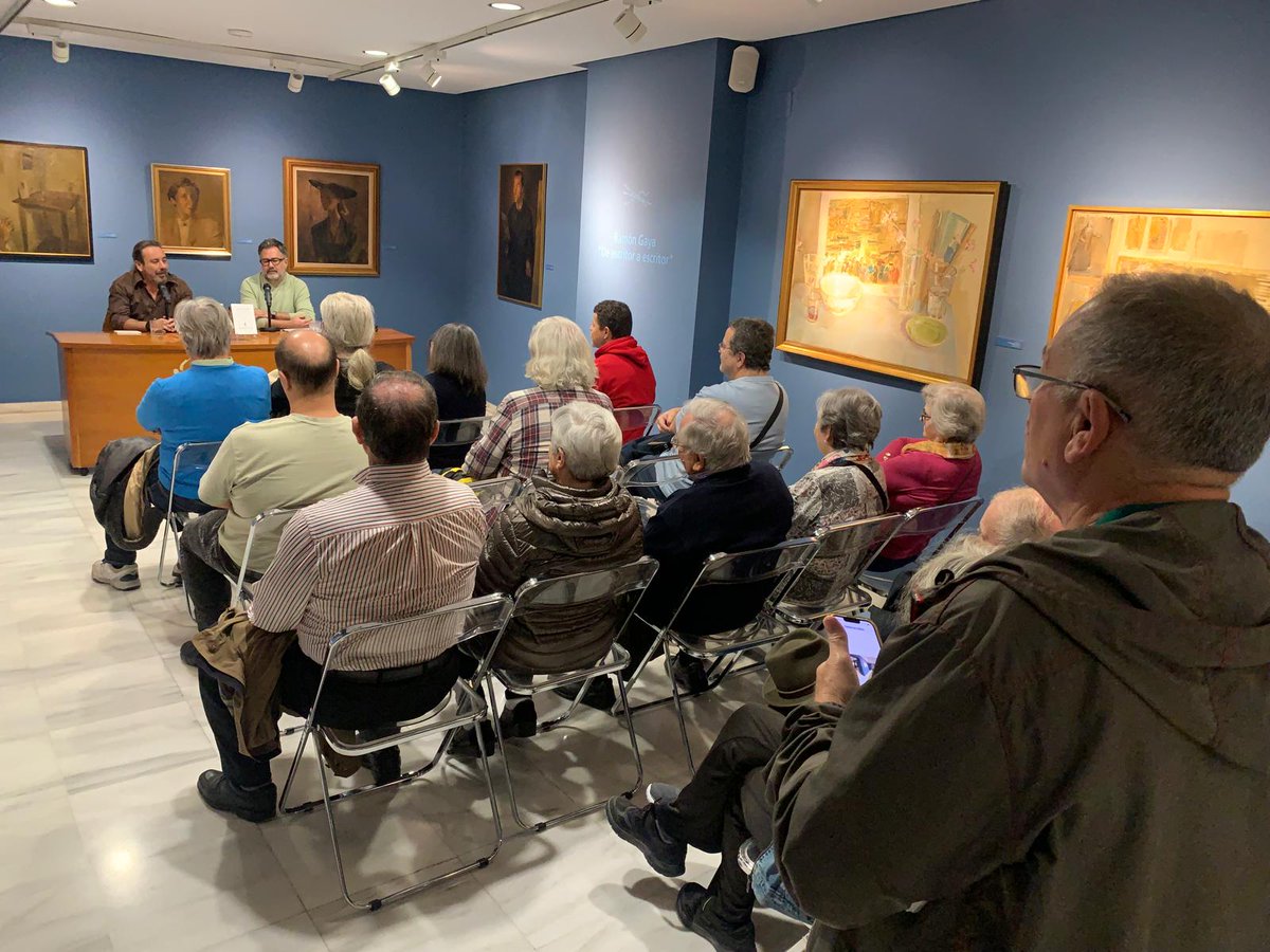 Muchas gracias a todos los que nos habéis acompañado en las dos primeras presentaciones de 'Non finito', antología poética de Alberto Chessa.