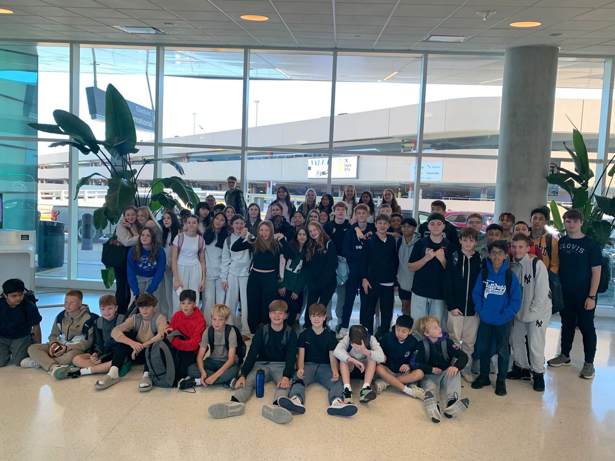 BISHouston's tweet image. Our students are checked in and ready to challenge their limits and go for gold at the annual Nord Anglia Education Global Games!
#NAEGlobalGames
#BISHouston
#NAECreateYourFuture
#Limitless
#AcademicExcellence
#AlwaysLearning
#NordAngliaEducation
#GlobalGames2024