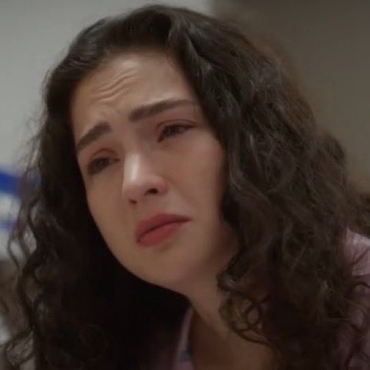 Efe ve Cemrenin aşkının bu kısa sahnede bile ne kadar büyük olduğu belli oluyor
#MelisMinkari #FıratAltunmeşe
#Bahar