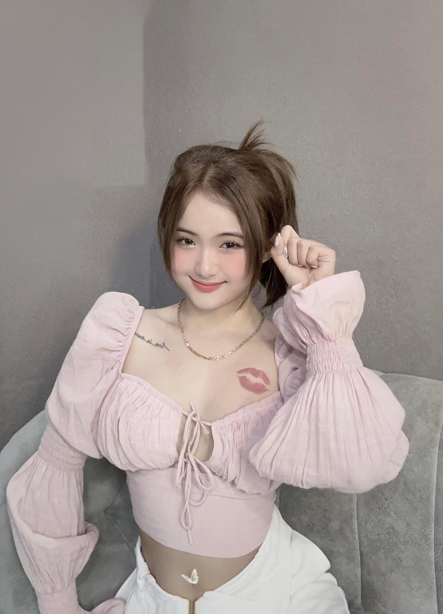 GabrielMathya's tweet image. The author's attention to detail is impressive. Your wisdom has been my guiding light. Thanks, bro. Denis Mayberry