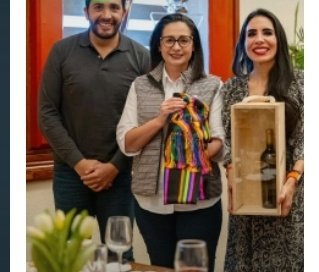 MoroleonNews's tweet photo. En Moroleón los levantones no paran, #FernandoSánchezBarragán en vehículos oficiales al final de Pedro Guzmán,  media noche, se llevó 5 personas y no aparecen, dice que fue #LaMaña, todo mundo sabe qu él es lider del #CJNG @Diariodenarco @FGEGUANAJUATO @OHarfuch @LibiaDennise https://t.co/JbOS5619DR