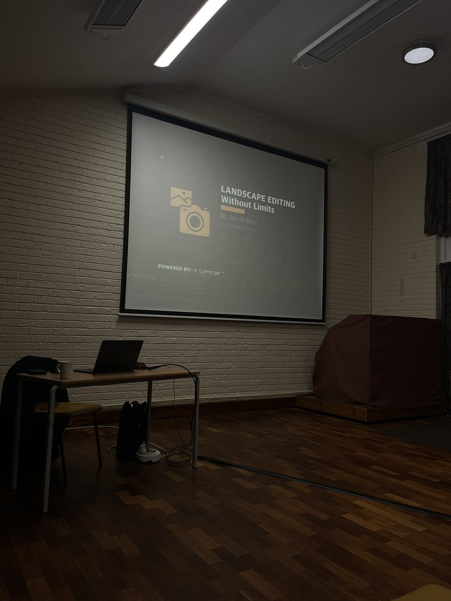 MaidenheadCC's tweet photo. Ready for Jakub Bors talk. Landscape Editing Without Limits. https://t.co/niA11i1S3u