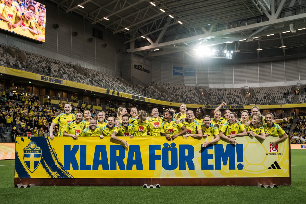 svenskfotboll's tweet photo. Seger med 6-0 mot Serbien och klara för VM 2025! 🌟 🙌 https://t.co/7nWpCwHVsS