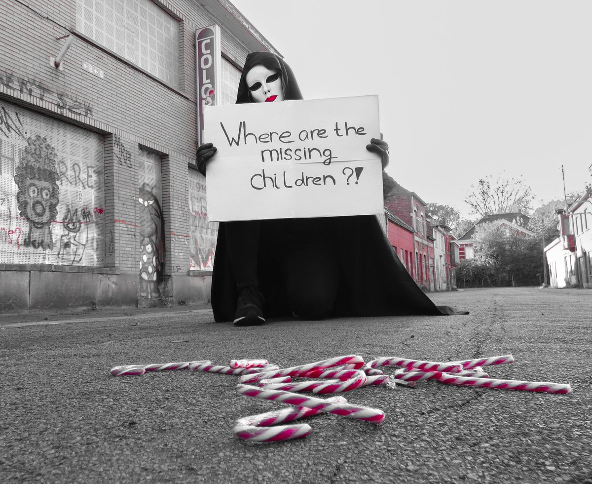 Daveys_Place's tweet photo. Where are the missing children?!

#where #missing #children #child #Anonymous #Vendetta #mask #cape #real #PostTheTruth #reality #freedom #EnoughIsEnough #truth #twowordsonefinger #trust #trusting #believing https://t.co/rqB8wVB5MC