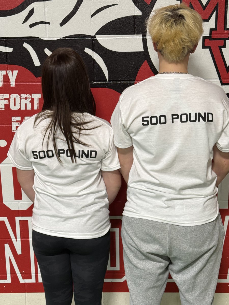 A couple of Lady Reds Power Club members.... Paige Bell &amp; Kelcee McMillan #Championshipmindset #500lbclub #ladyredspower These two are being compelled to be better in the weight room!!