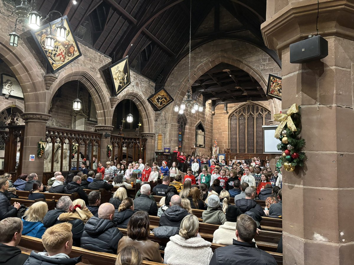 Year 6 Luntās Heath (@year6luntsheath) on Twitter photo A very proud night for all of Years 5 and 6 at <a href="/LuntsHeathSch/">Lunt'sHeathSch</a> . A huge thanks to St Lukeās Church for hosting us š A very proud night for all of Years 5 and 6 at <a href="/LuntsHeathSch/">Lunt'sHeathSch</a> . A huge thanks to St Lukeās Church for hosting us š