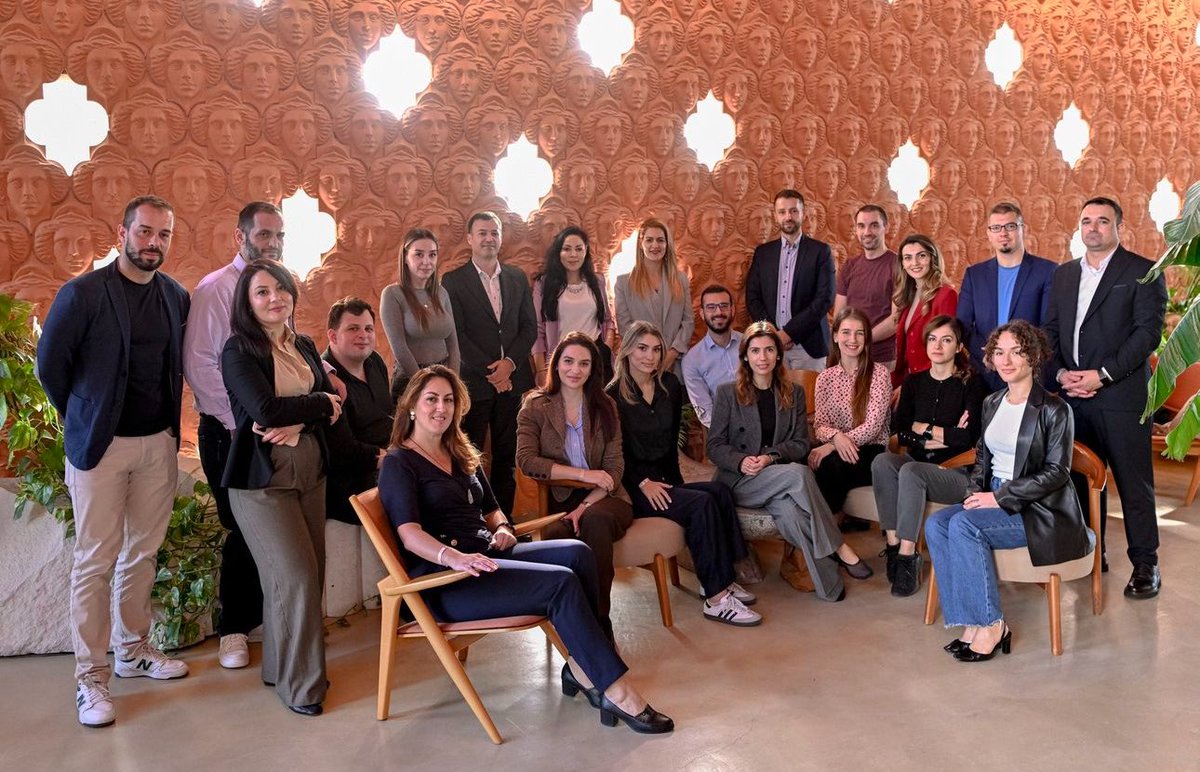 ViaUnicaTravel's tweet photo. Returning as a Mentor with privilege and gratitude to start the onboarding program at the 12th Cohort leadership journey. 

This leadership training sessions are designed by Creative Center for Leadership experts exclusively for LEAD Albania Fellows. https://t.co/OB08EF7EuQ
