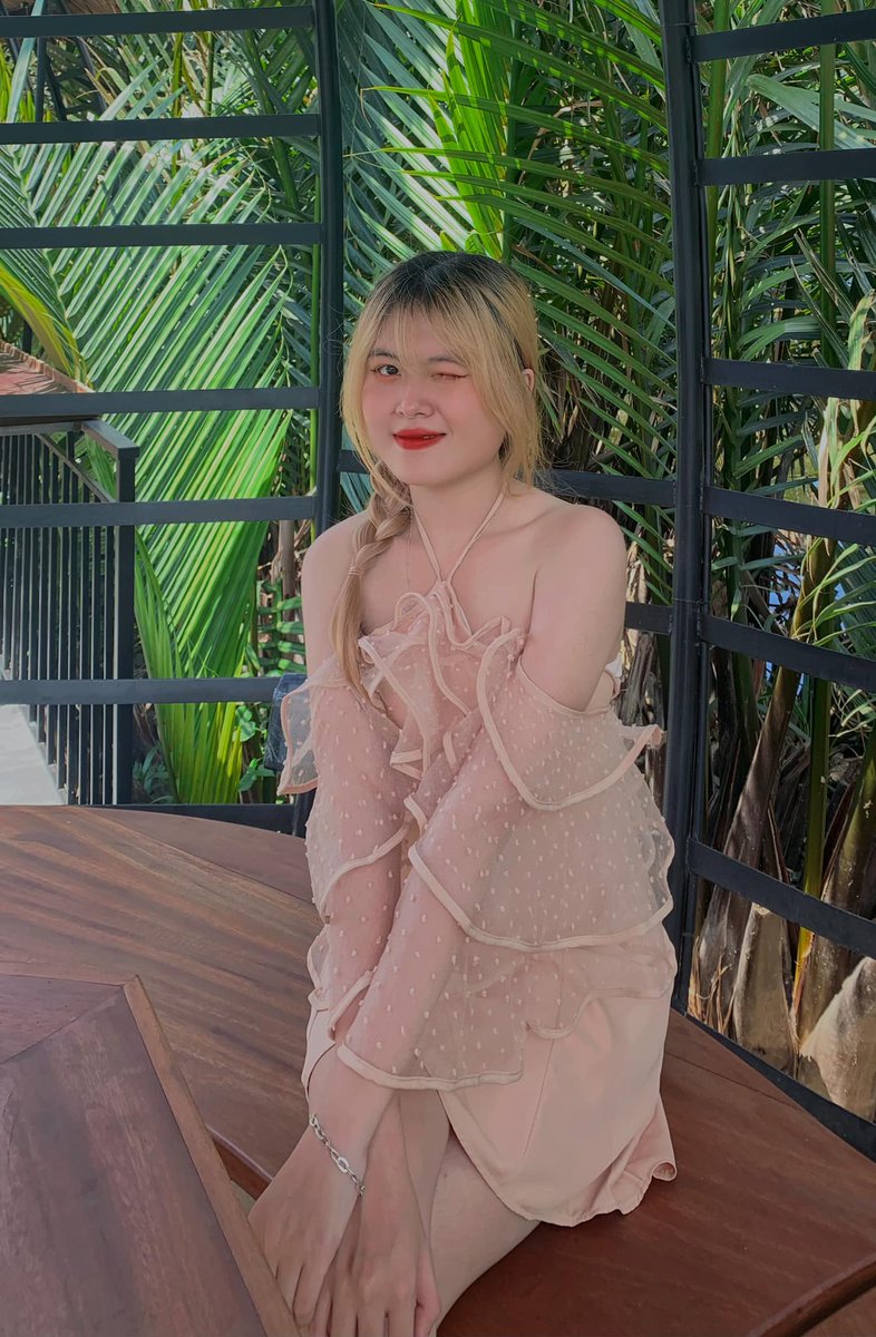 FataMad's tweet photo. Xin chúc mừng pro nhé Chúc bạn có đủ dũng khí để theo đuổi ước mơ của mình. Silvana Pefanis https://t.co/U4Vw399jr4