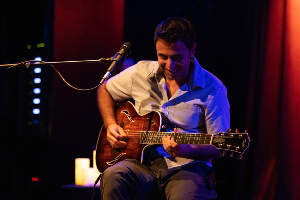 Had the best time touring solo last year! Back to it this January with a full band this time 🔥 Grab your tickets and VIP bundles through the link below, and I'll see you there 🙌
ericrachmanymusic.com/tour/