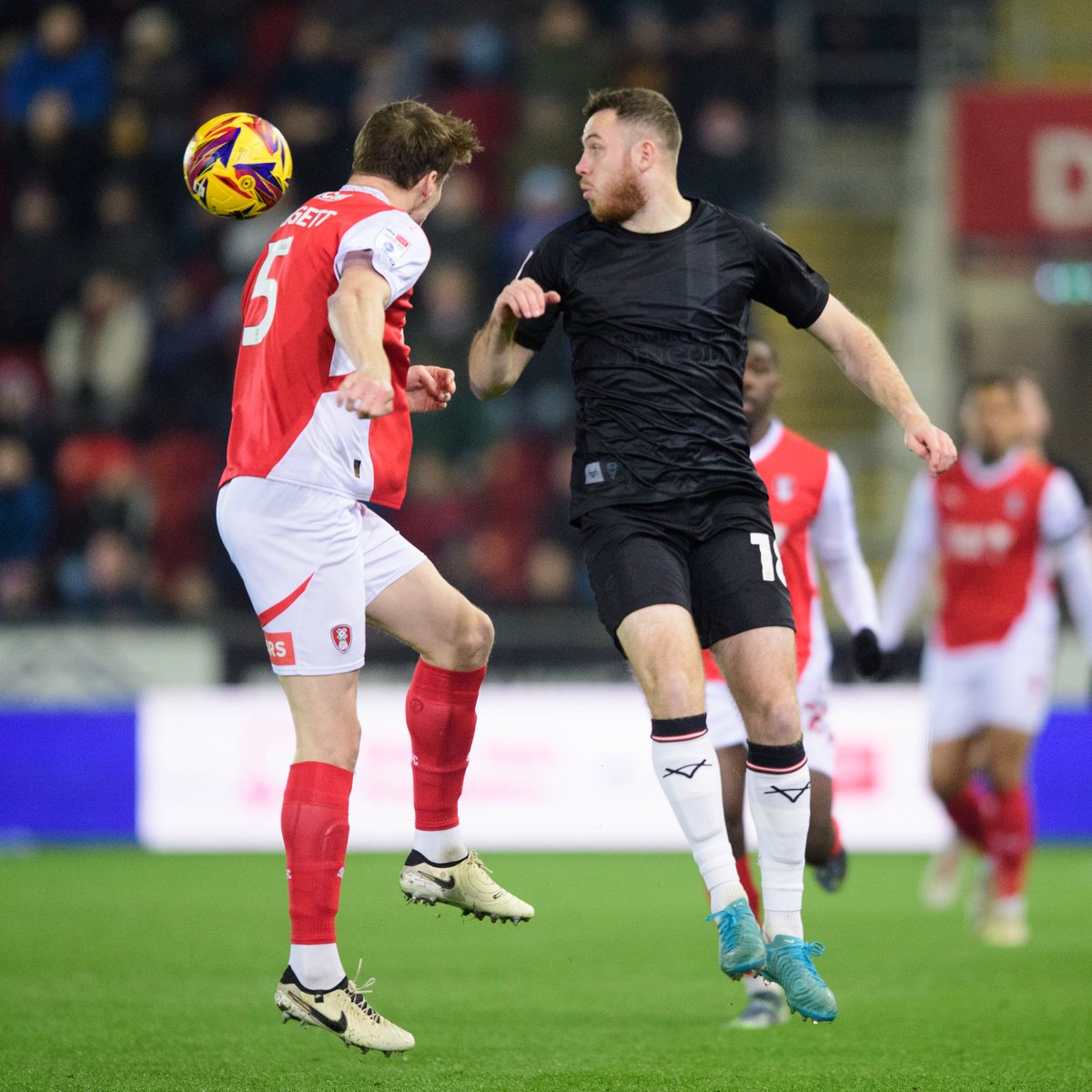 LincolnCity_FC's tweet photo. Erhahon drills a pass into the feet of House who takes a touch before firing at goal but it's tipped away by Phillips.

⌚️ 10' | 🔴 0-0 ⚫️ | #ROTLIN https://t.co/VyBAWDEBfL