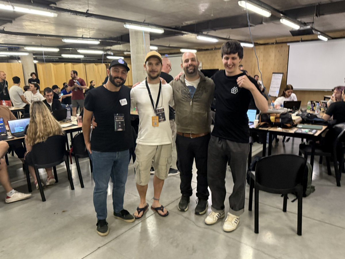CardanoSolar's tweet image. Congratulations to the winners of the Cardano Hackathon at #CardanoTechWeek! 🎉 led by @InputOutputHK Education Team: 
🏆 1st Place: Eléctricos - DRep Detective
Team: Damián Hryb, Ian Grinspan, Javier M. Rodriguez Viñoles, Gonzalo Mora 
🥈 2nd Place: Súper Súper Poderosas -…