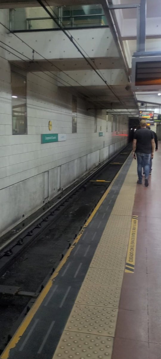 SaludAgtsyp's tweet image. #SubteYPremetro
#LineaD
Abro hilo.
En el día de hoy se realizó una inspección de la DGPDT, estuvieron presentes Emova, jefatura Obras Civiles, Assra (supervisores) cuerpo de delegados de Trafico y del Taller  Congreso de Tucumán a raíz