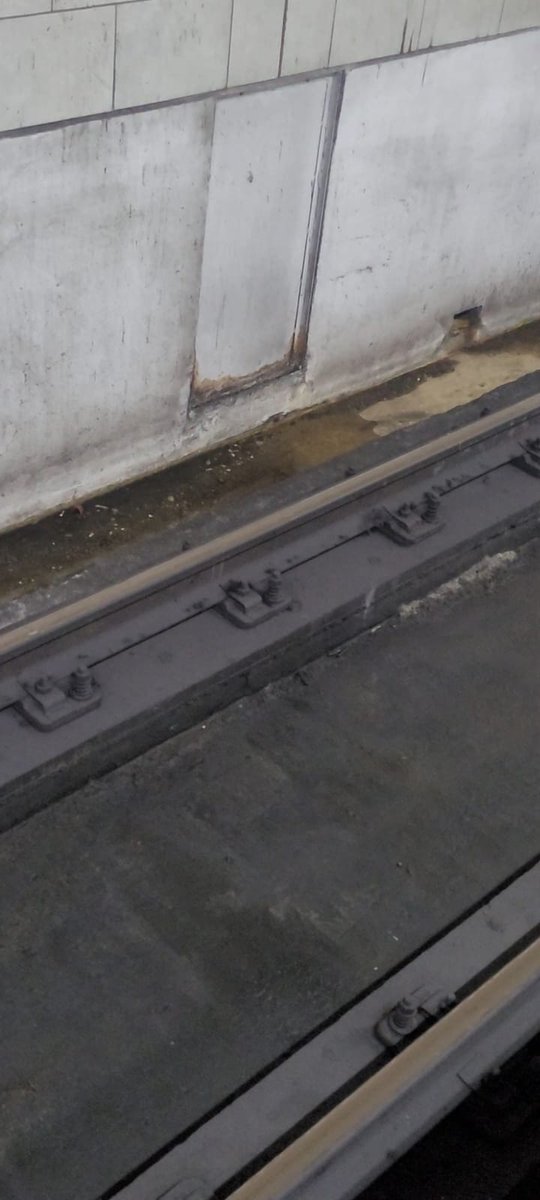 SaludAgtsyp's tweet image. #SubteYPremetro
#LineaD
Abro hilo.
En el día de hoy se realizó una inspección de la DGPDT, estuvieron presentes Emova, jefatura Obras Civiles, Assra (supervisores) cuerpo de delegados de Trafico y del Taller  Congreso de Tucumán a raíz