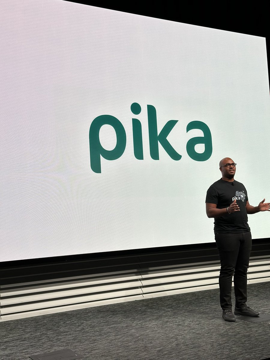 Next is Sadiq laying out Pika Insights’ vision to provide real-time market intelligence on informal trade in emerging markets by transitioning informal retailers from pen and paper to a mobile bookkeeping app. pikainsights.com #TSDemoDay