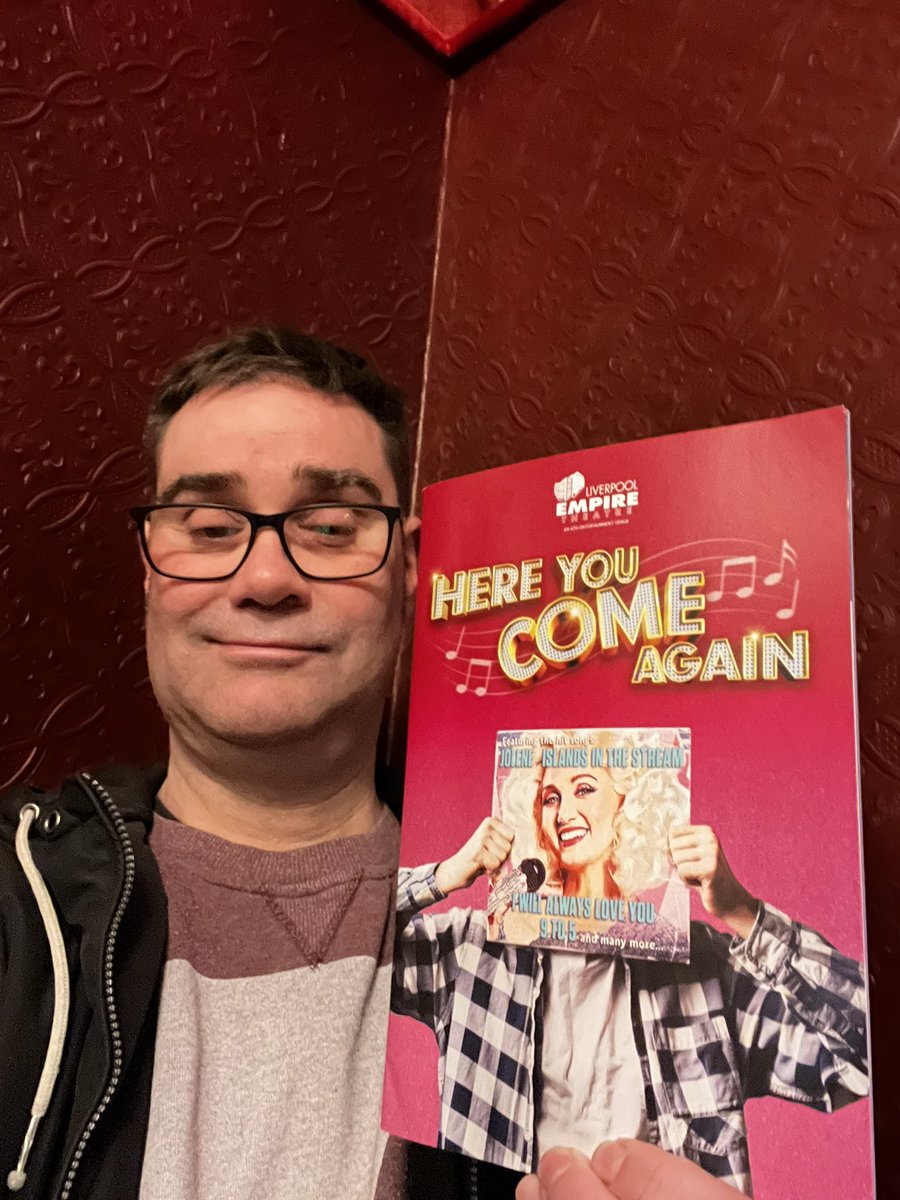 ⭐ STAGEY SHOW TUESDAY- HERE WE COME AGAIN - LIVERPOOL EMPIRE ⭐

Tonight I’m <a href="/LiverpoolEmpire/">Liverpool Empire</a> for opening night of <a href="/HYCAMusicalUK/">Here You Come Again - The Musical</a>