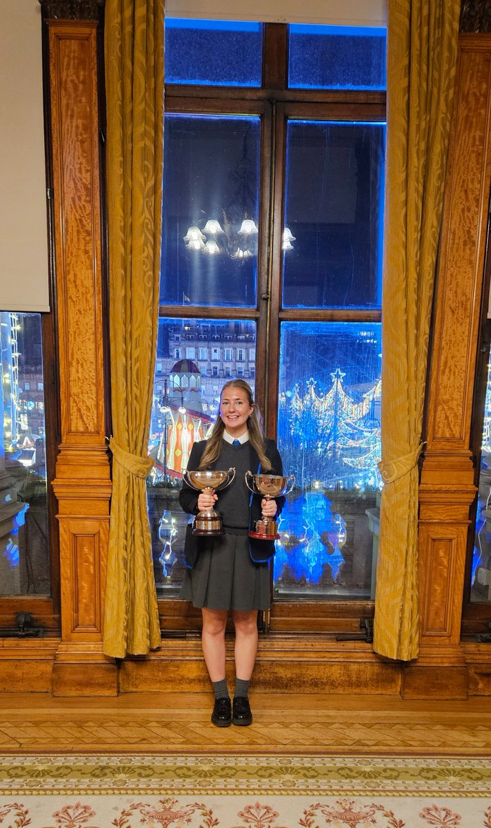 Spreading Christmas cheer and collecting silverware. Fantastic by all speakers and massive thanks to <a href="/GlasgowSpeakers/">Glasgow Speakers</a> for organising <a href="/HolyroodSec/">Holyrood Secondary</a> #HocVince