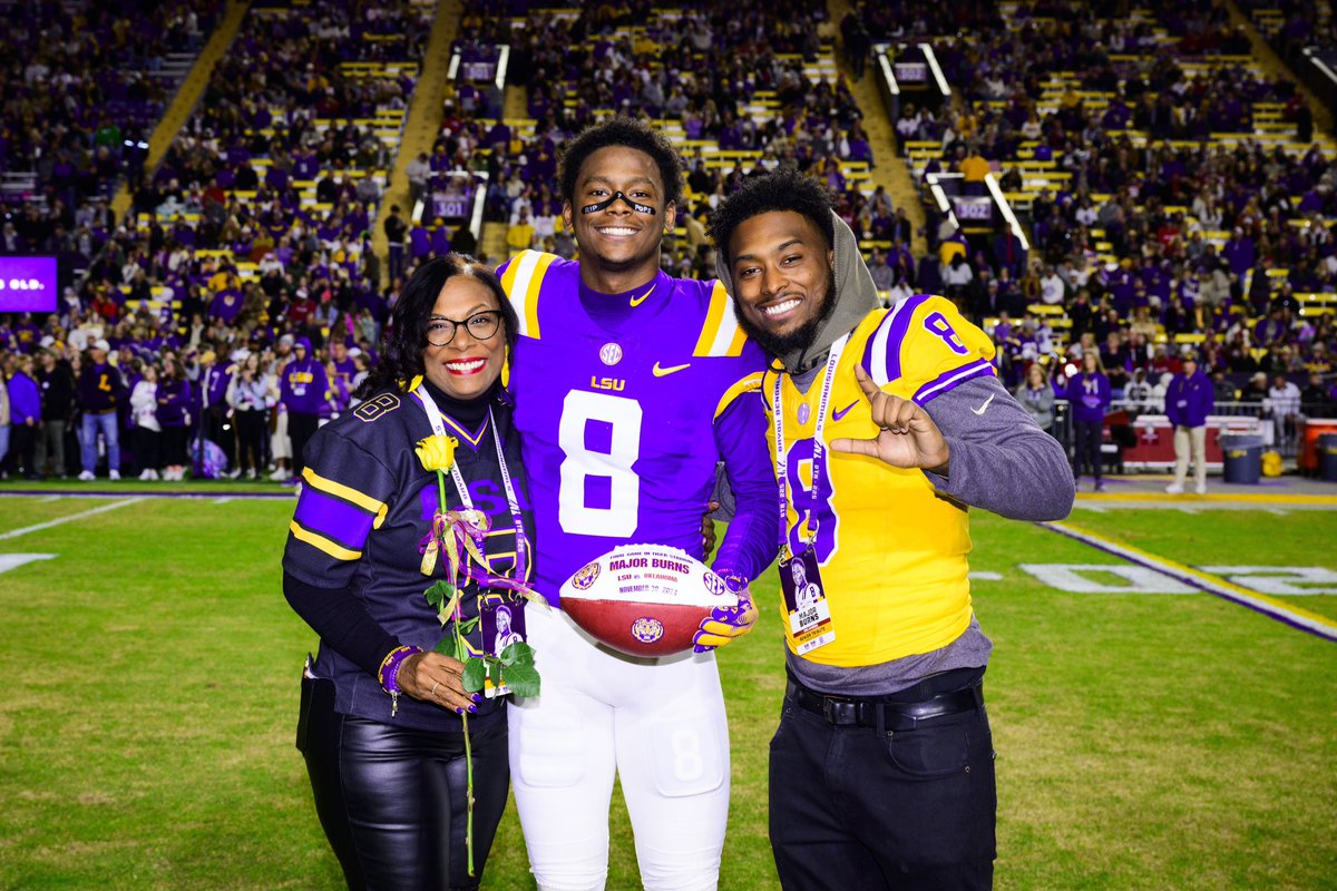 MajorMoves🔝💜 tweet media