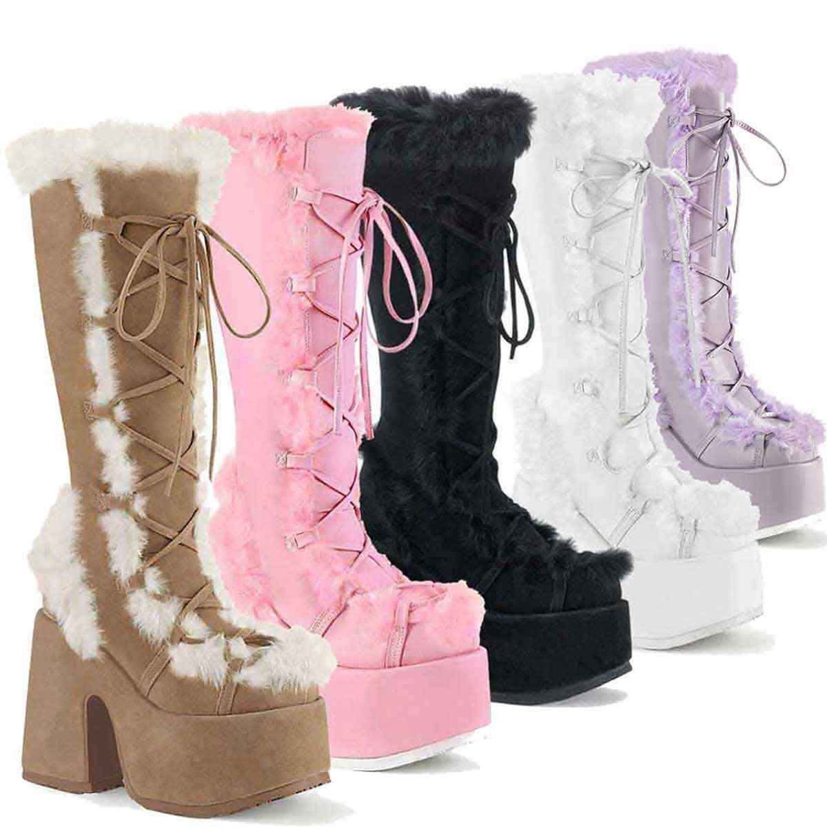 psychoellaa's tweet photo. @BeaPlaysRBLX Boots like these from Demonia ✨ https://t.co/RMNX3mzXrp