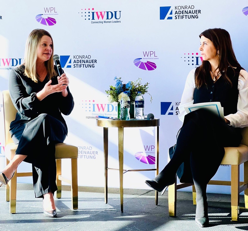 wdn's tweet photo. Why women? Why not women. 💪

At @iwdu_global, #WDN Director @valeriedowling  emphasized how inclusive, resilient democracies need women’s voices. It’s time to stop taking the backseat, bring fresh perspectives &amp; build the confidence &amp; competence of women leaders to drive change. https://t.co/4B1gUTL8p5