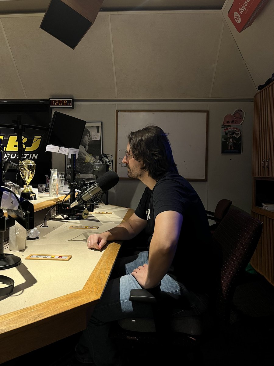 MelbaCulp's tweet image. Tune in tonight to 93.7 KLBJ FM in Austin to listen to Jack McConnell’s interview with Johnny Rude on Armadillo Nation. 💀🥀

The program starts at 9:00PM (CDT).

@KLBJ937 
@JohnnyRudeATX 
📸: Lens Captures Life

#MelbaCulp #ATX