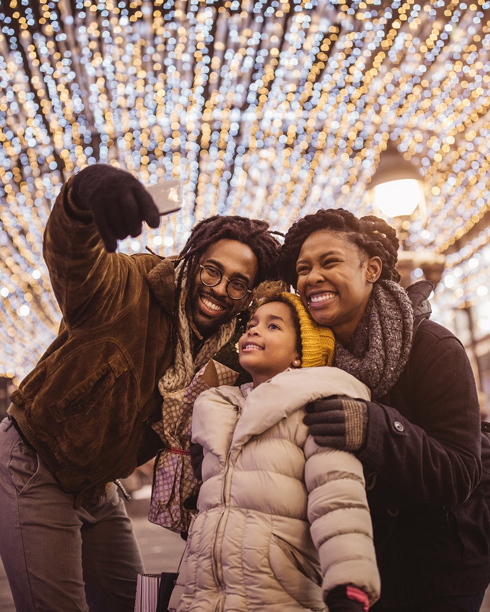 The holidays are here! What’s your favorite holiday memory? Save them safely with Toshiba external hard drives. See the Toshiba Canvio lineup here storage.toshiba.com/consumer-hdd/e…

#Toshiba #Christmas #Hanukkah #Holiday