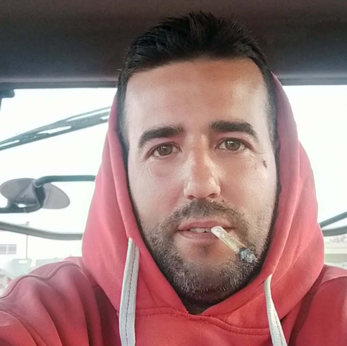 JaviTurbo32's tweet photo. #NuevaFotoDePerfil https://t.co/opgnQzBBI2