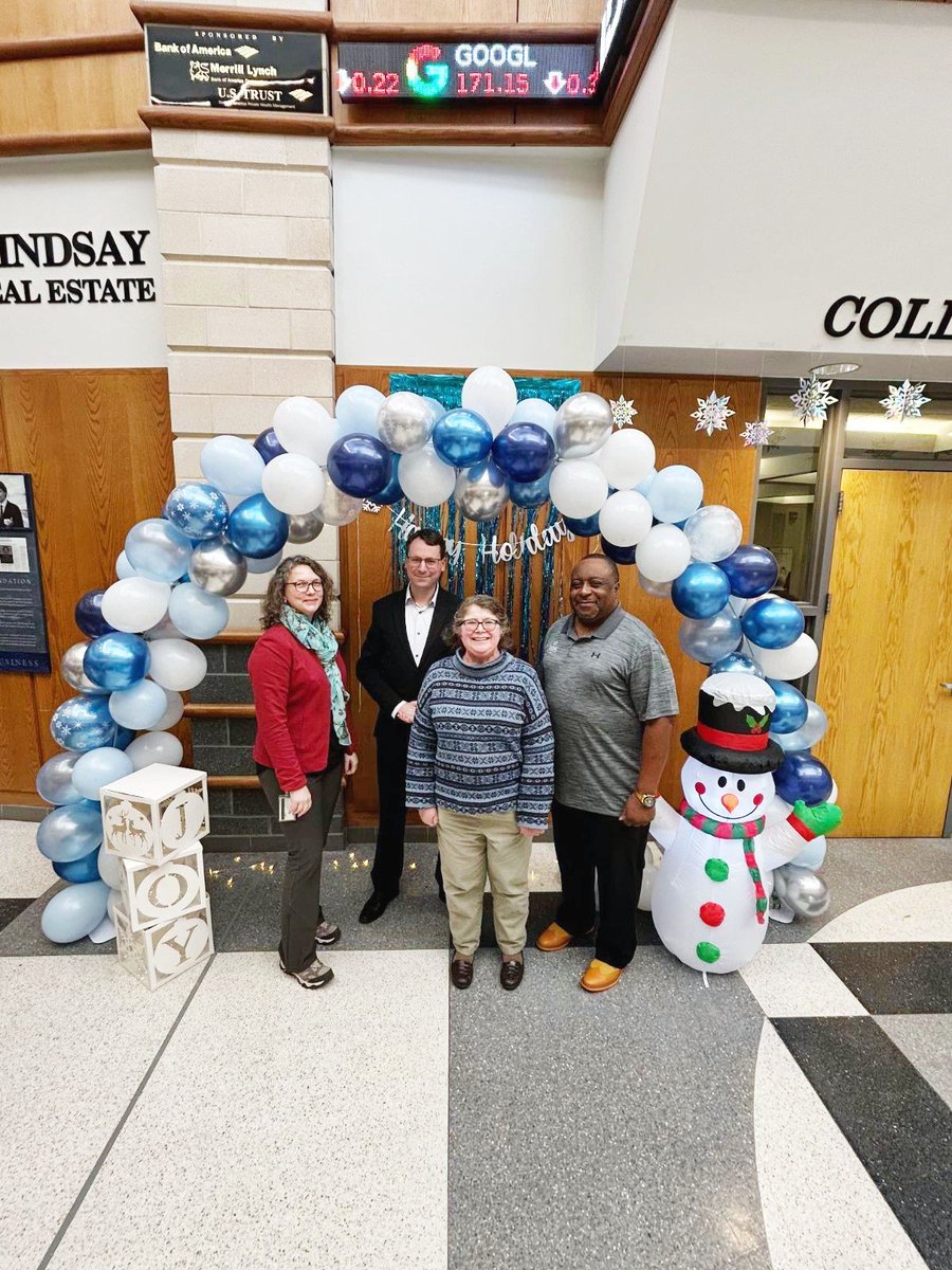 ODU_MBA's tweet photo. The Semester End Luncheon at Strome College of Business was a delightful celebration infused with a festive spirit. We honored the accomplishments of the past semester amidst a vibrant, holiday ambiance. Happy Holidays ! #holidays #mbaatodu #ODU #monarchs #stromecob https://t.co/Vp2iZUtNhS