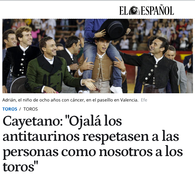 Las luces, en el traje 🙄