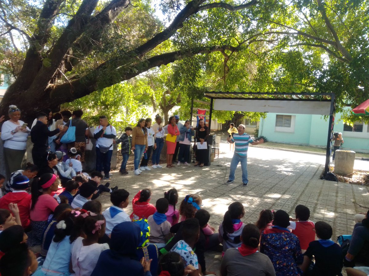 ptpedagogico's tweet photo. La ACPDI desarrolla su actividad  Central en Ciudad Escolar Libertad
#PTP #GEMINED #MINED #Educación #EducaciónCuba https://t.co/R5DcoybuHl