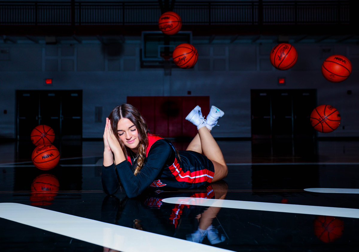 Some of my favorite shots from our <a href="/DCGBball/">DCHS Girls Bball</a> media day🔥📸

#OnceAFalconAlwaysAFalcon