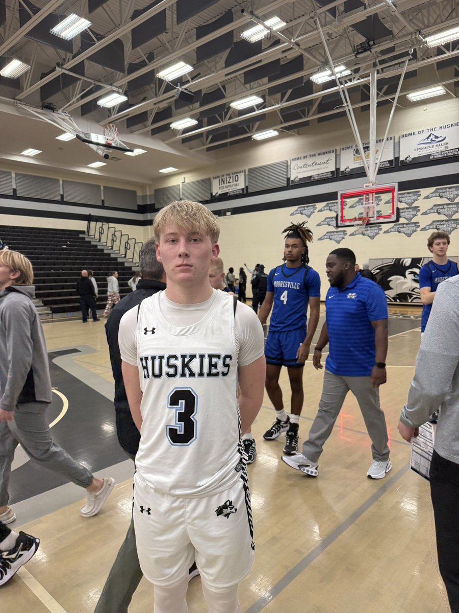BIG SH🏀TS (@bigshotsglobal) on Twitter photo Hough Vs Mooresville
<a href="/MooresvilleMB/">Mooresville Men’s Basketball</a> 72
Nolan Erickson 28
Bryson Demby 13
@hough_huskies 69
Judah Freeman 23
Beck Spear 21 (7 3s)
#BIGSHOTS Hough Vs Mooresville
<a href="/MooresvilleMB/">Mooresville Men’s Basketball</a> 72
Nolan Erickson 28
Bryson Demby 13
@hough_huskies 69
Judah Freeman 23
Beck Spear 21 (7 3s)
#BIGSHOTS